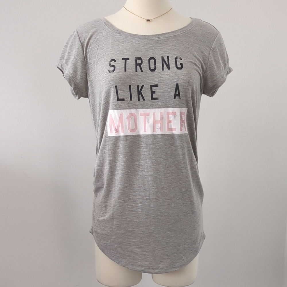 Empowering Gray Graphic Maternity Tee - Strong Like a Mother